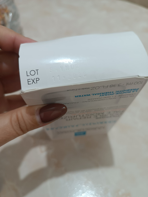 مرطوب کننده لاروش پوزای100میل(اصل امریکا)spf۳۰